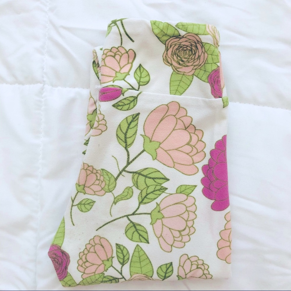 HTF Floral LuLaRoe Kids SM leggings